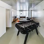 L'inox דירה *